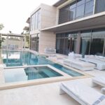 Pools with Glass Windows​